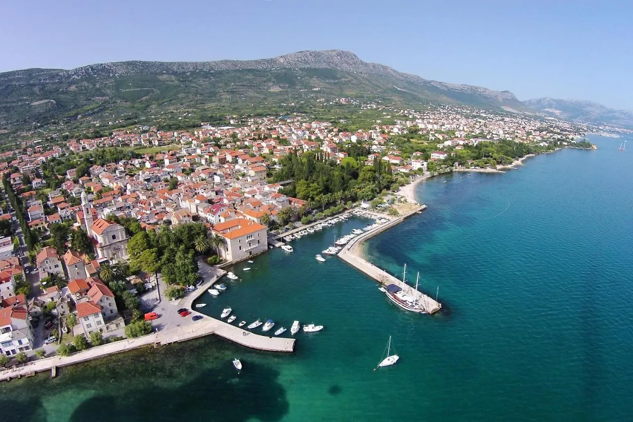 Holiday House With A Parking Space Kastel Luksic, Kastela - 20992 Holiday home
